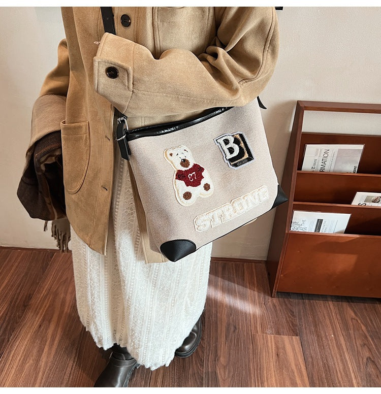AB051 小熊刺绣大容量托特包