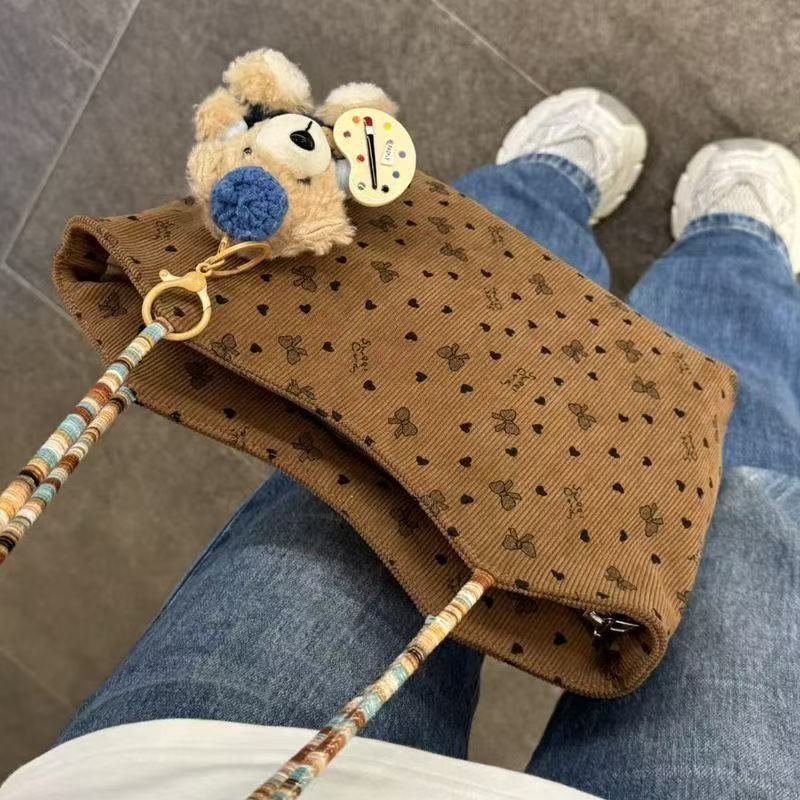 AB013 通勤大容量包