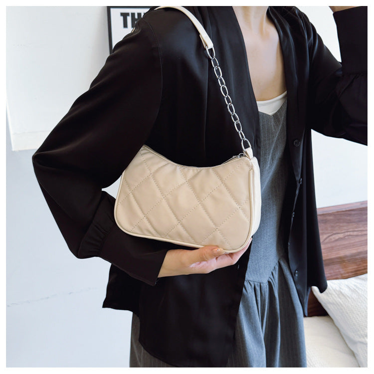 AB004 菱格绣线链条包