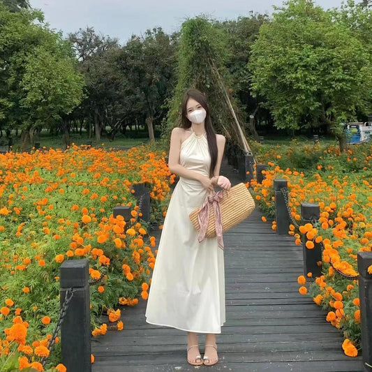 DS025 挂脖露腰连衣裙