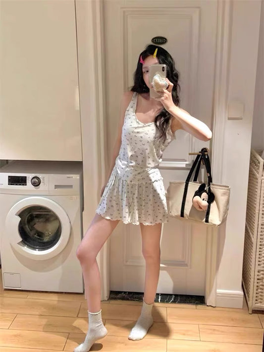 SW039 碎花吊带带胸垫睡衣套装