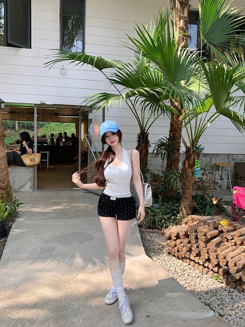 TB017 挂脖蕾丝吊带小背心
