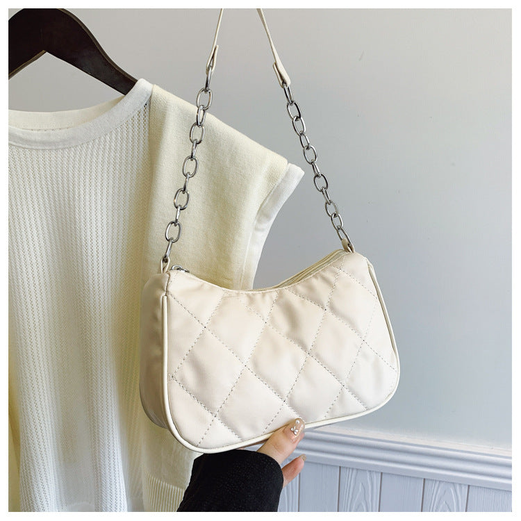 AB004 菱格绣线链条包