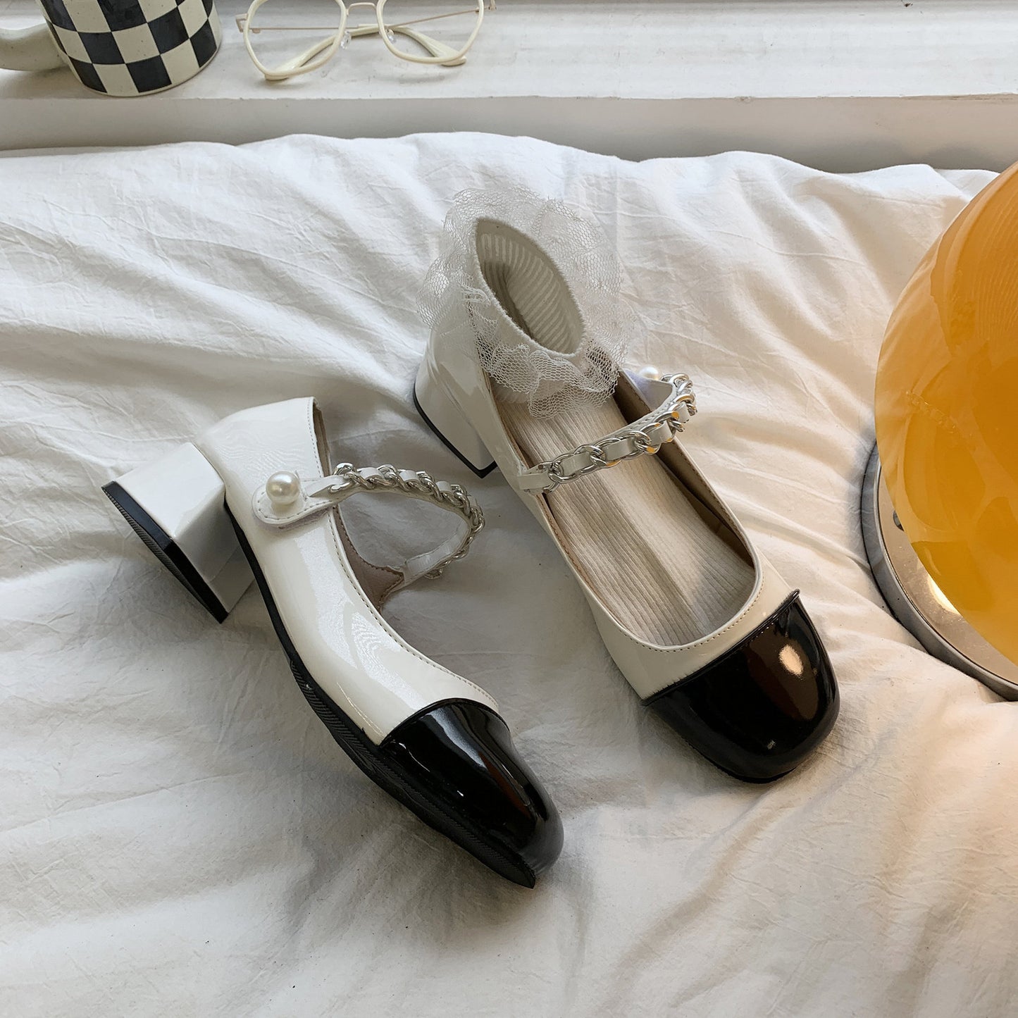 HS024 复古法式粗跟玛丽珍鞋