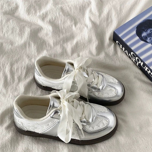 HS017 百搭平底蕾丝边板鞋