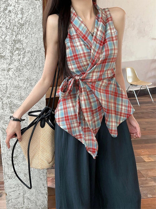 TP112 复古格子露肩挂脖上衣