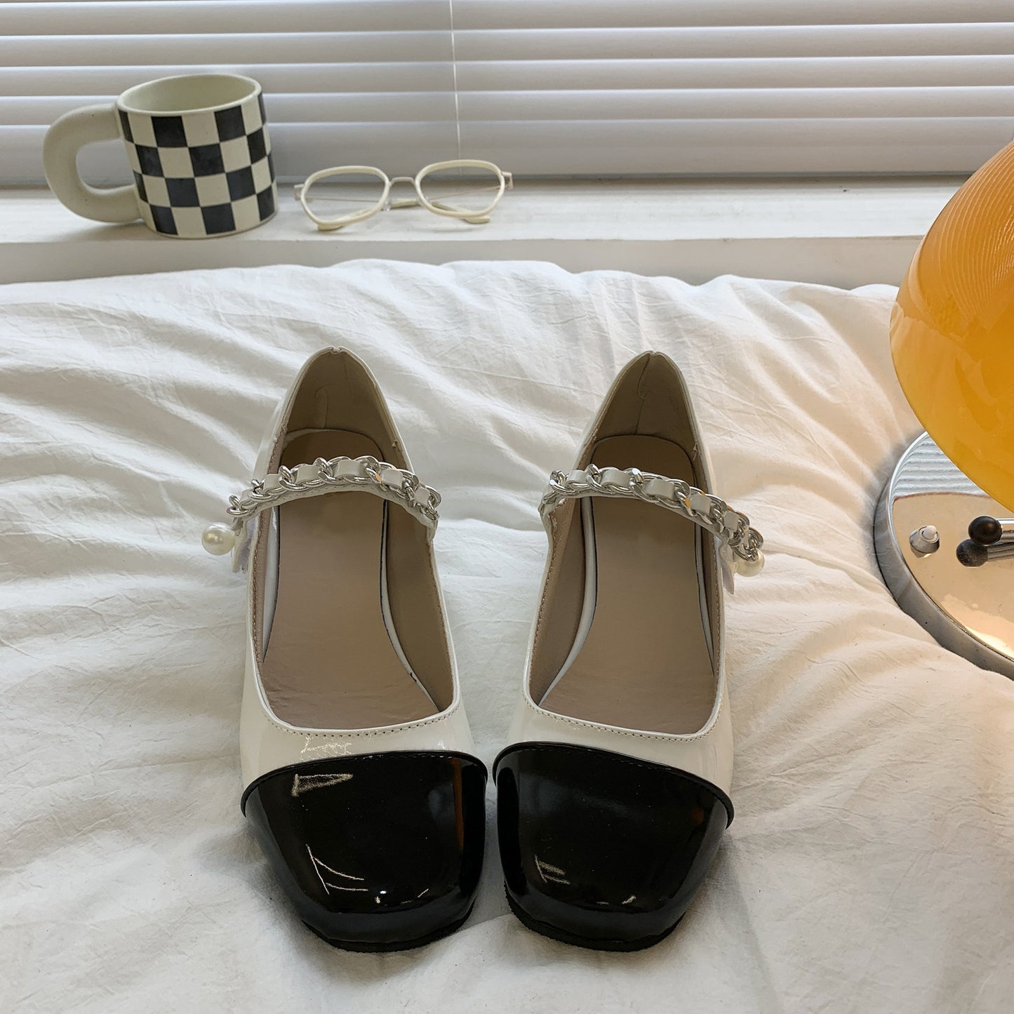 HS024 复古法式粗跟玛丽珍鞋