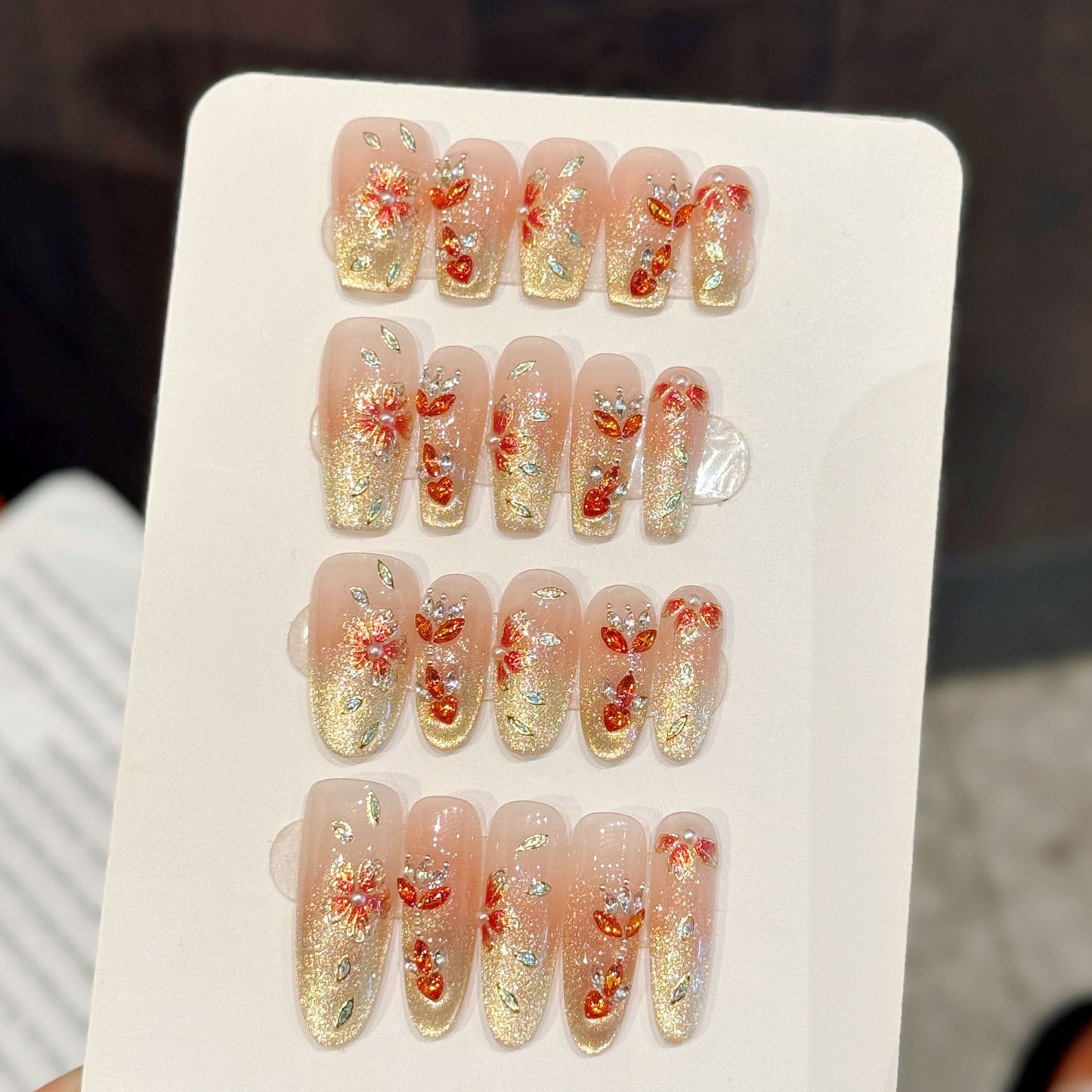 M060 粉金漾花