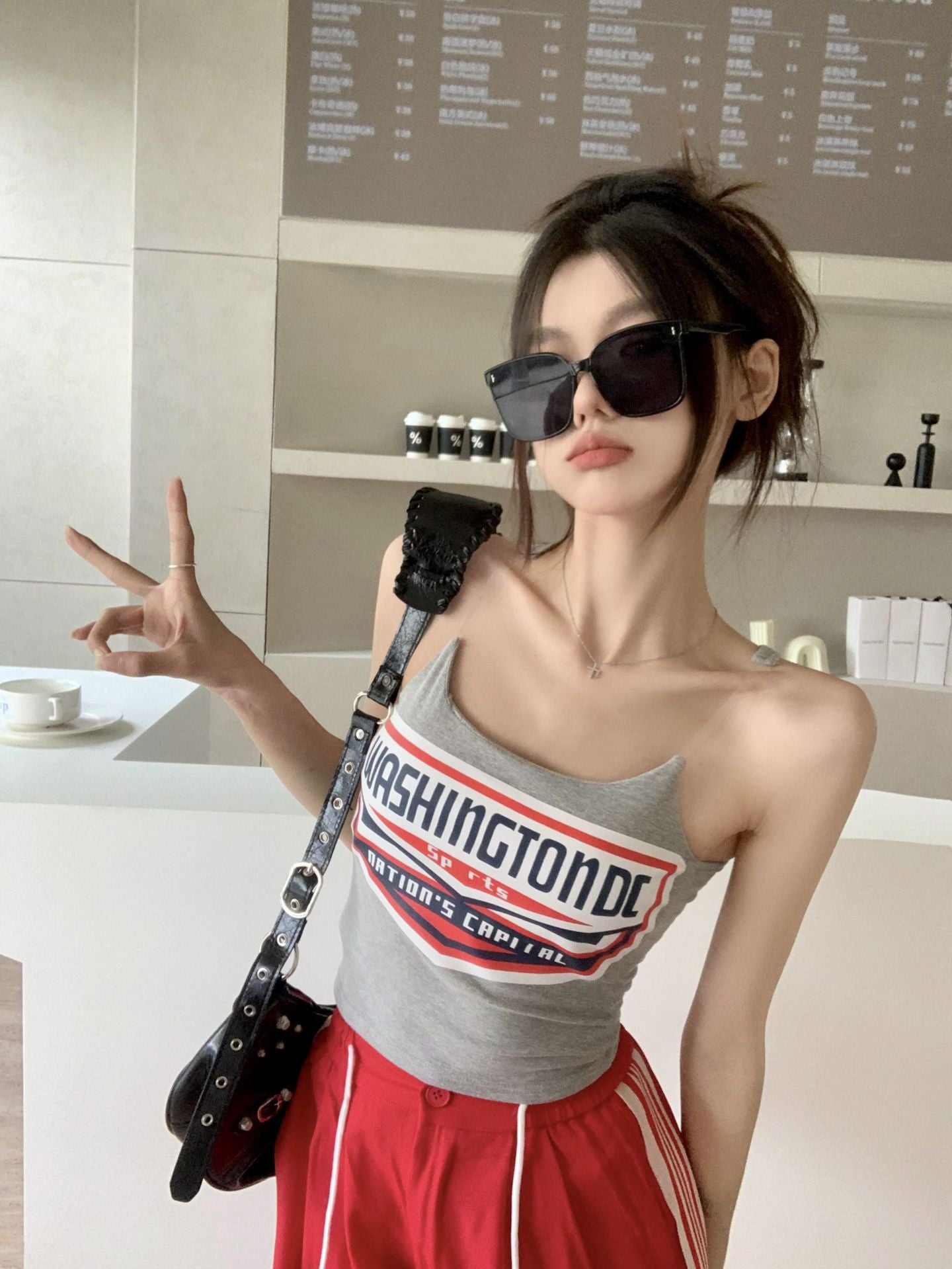 TB020 美式辣妹小吊带背心