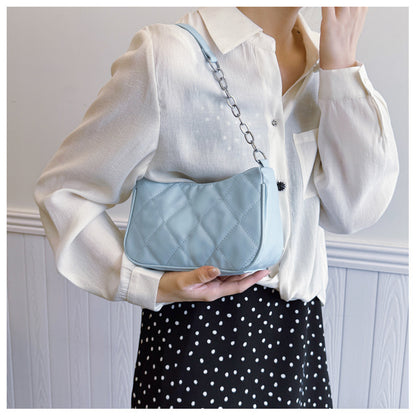 AB004 菱格绣线链条包