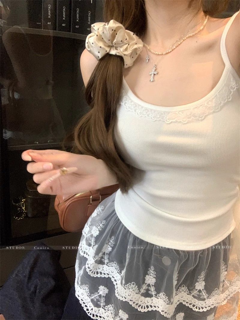 TB019 甜美风下摆蕾丝拼接叠穿吊带