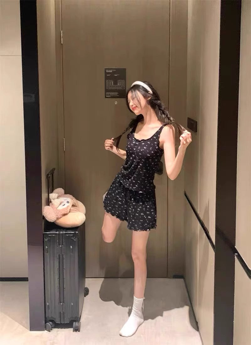 SW039 碎花吊带带胸垫睡衣套装