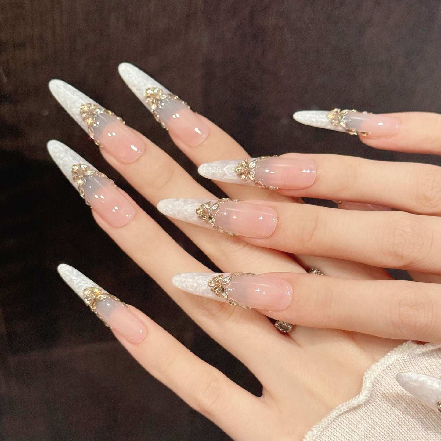 M014 粉蕾金蝶