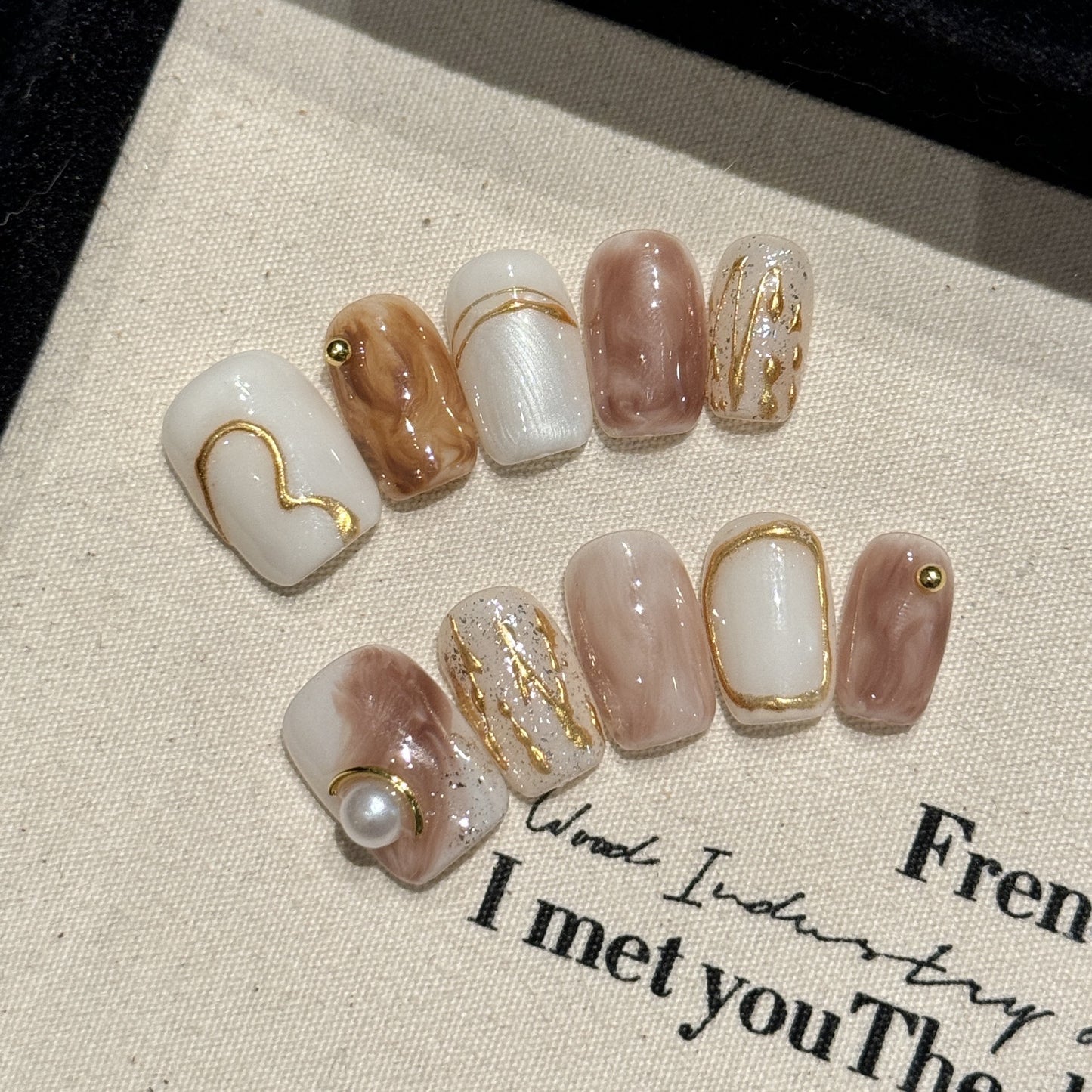 M002 复古轻奢金属边